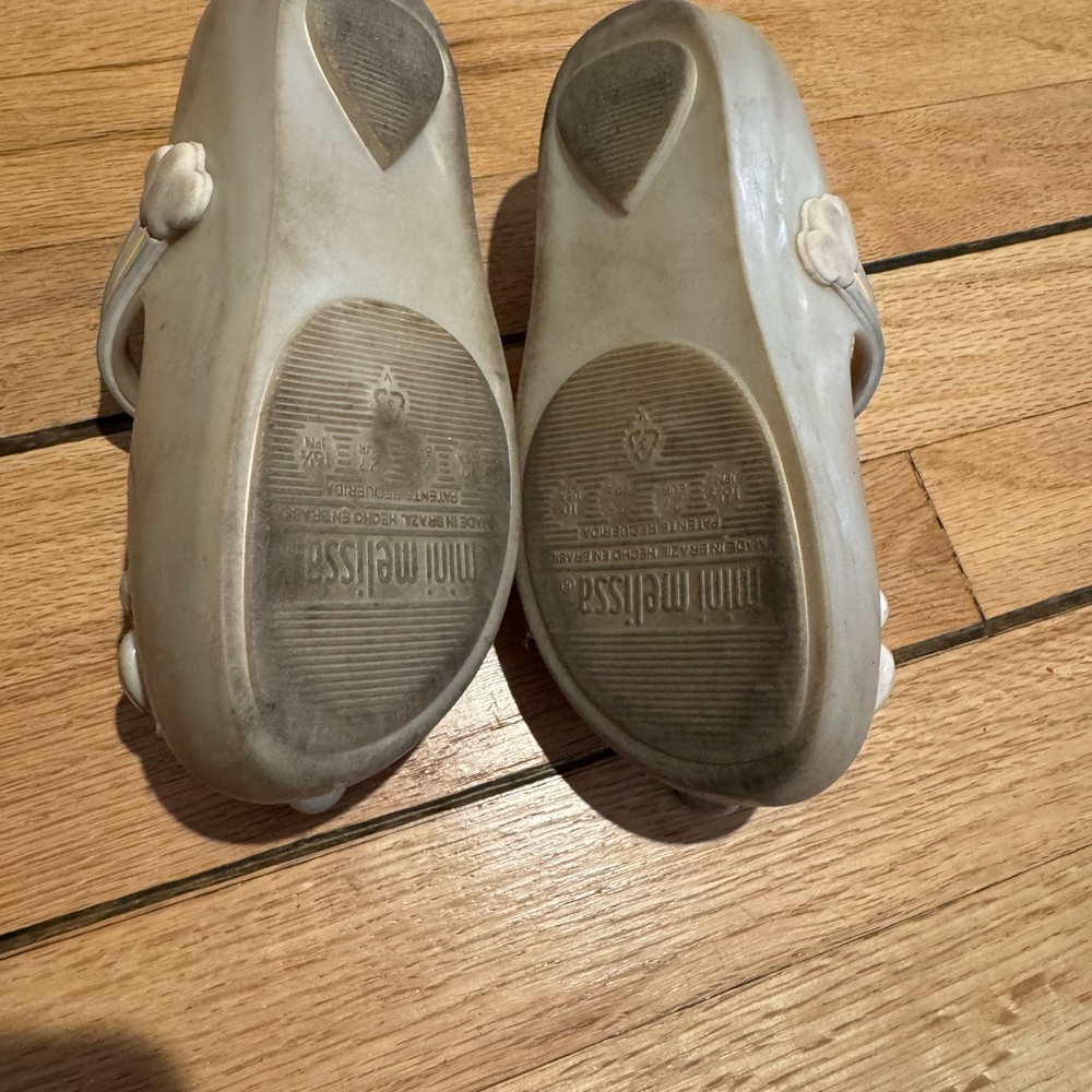 Mini Melissa Kids Unicorn Shoes - Cream - Picture 2 of 2